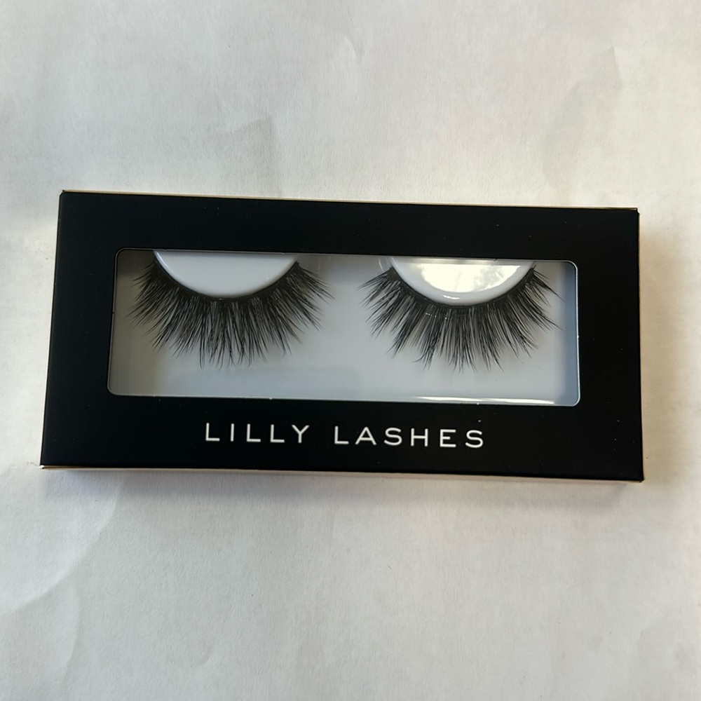 Atlanta Lilly Lashes synthetic lashes